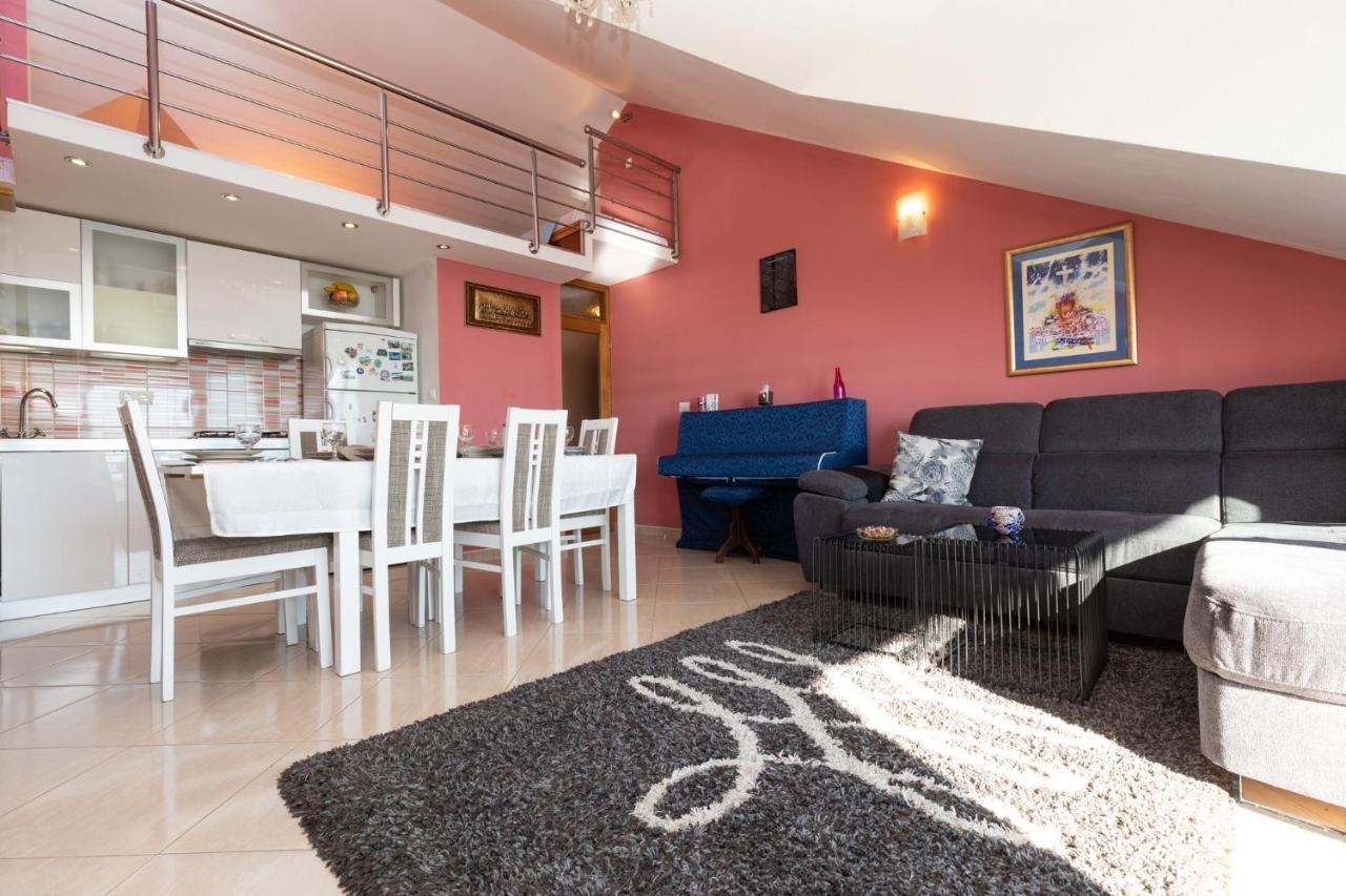 Apartman Monika Omis Exterior photo